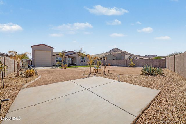 4370 W SUNCUP Drive, San Tan Valley, AZ 85144