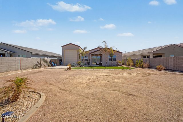 4370 W SUNCUP Drive, San Tan Valley, AZ 85144