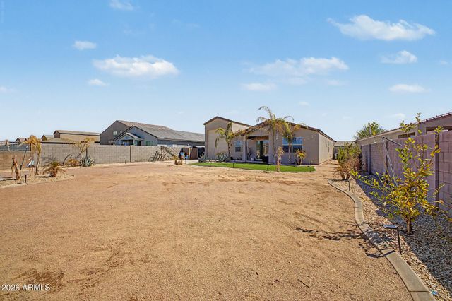 4370 W SUNCUP Drive, San Tan Valley, AZ 85144