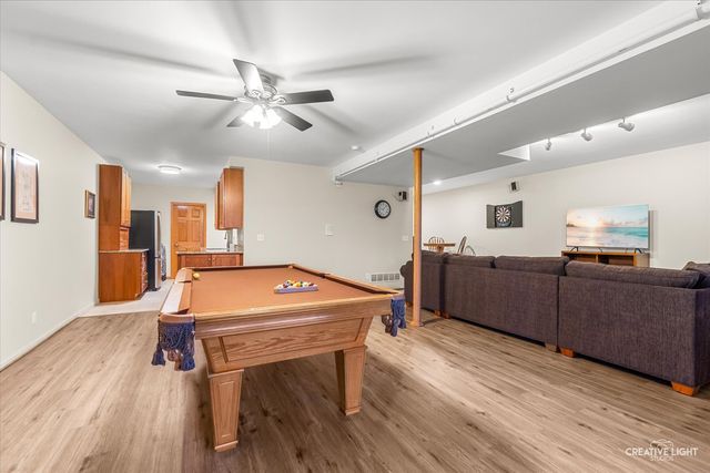 381 Hickory Lane, South Elgin, IL 60177