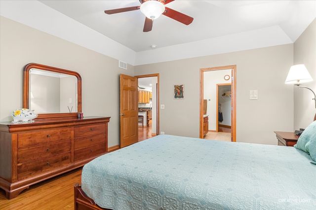 381 Hickory Lane, South Elgin, IL 60177