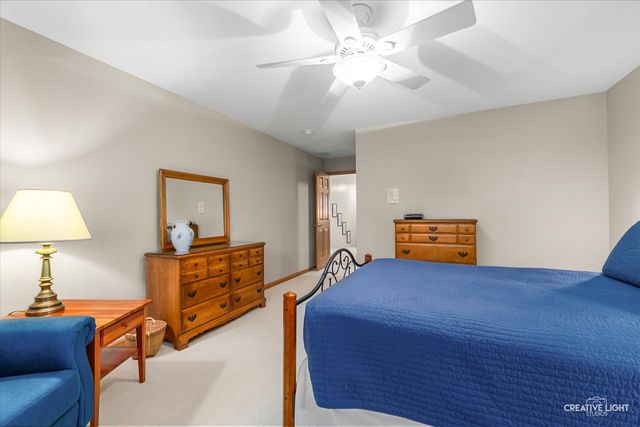 381 Hickory Lane, South Elgin, IL 60177