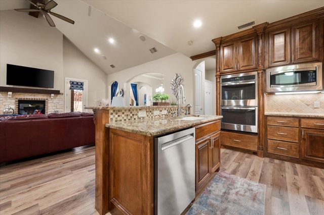 3805 101st Street, Lubbock, TX 79423