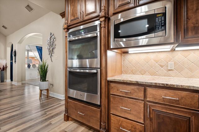 3805 101st Street, Lubbock, TX 79423