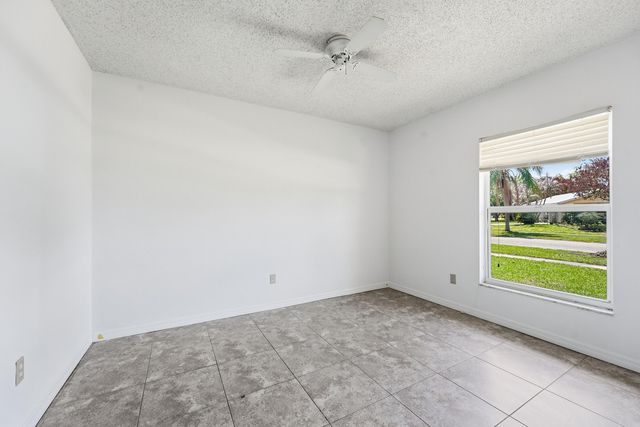 445 NE Armory Circle, Port St. Lucie, Port St Lucie, FL 34983