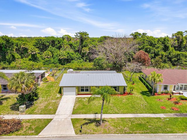 445 NE Armory Circle, Port St. Lucie, Port St Lucie, FL 34983