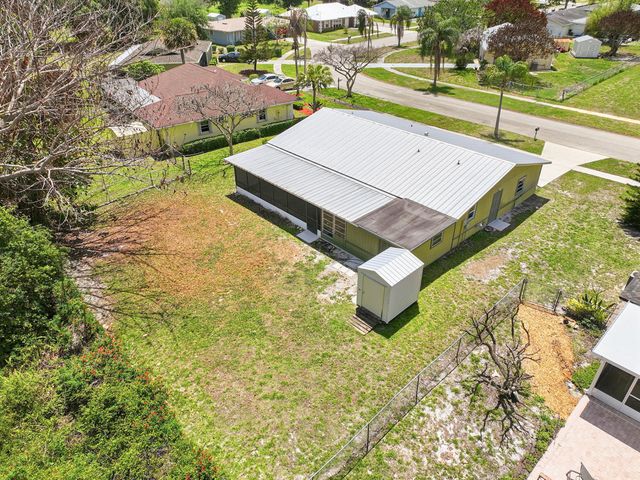 445 NE Armory Circle, Port St. Lucie, Port St Lucie, FL 34983