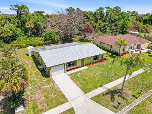 445 NE Armory Circle, Port St. Lucie, Port St Lucie, FL 34983