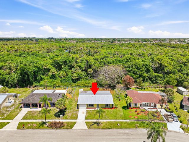 445 NE Armory Circle, Port St. Lucie, Port St Lucie, FL 34983