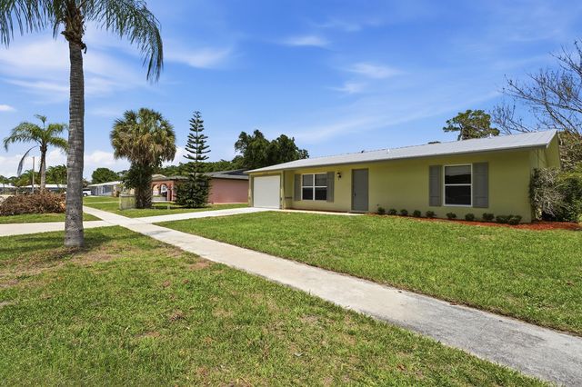 445 NE Armory Circle, Port St. Lucie, Port St Lucie, FL 34983