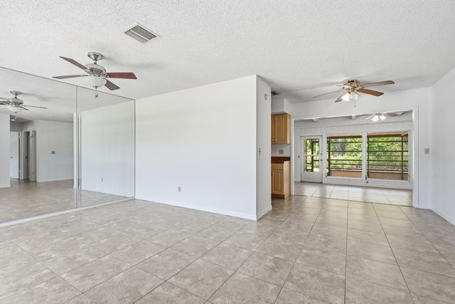 445 NE Armory Circle, Port St. Lucie, Port St Lucie, FL 34983