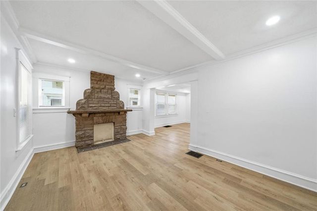 4112 Chestnut Avenue, Kansas City, MO 64130