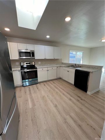 555 East Drive, Dayton, OH 45419