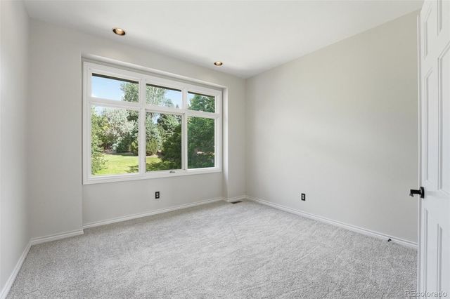 1934 S Parfet Drive, Lakewood, CO 80227