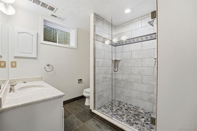 1934 S Parfet Drive, Lakewood, CO 80227