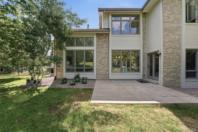 1934 S Parfet Drive, Lakewood, CO 80227