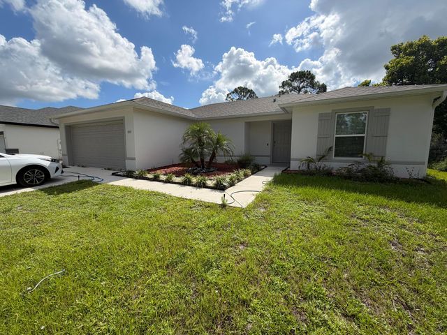 1001 Happiness Avenue SW, Palm Bay, FL 32908