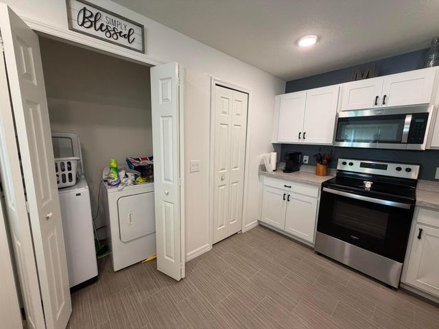 1001 Happiness Avenue SW, Palm Bay, FL 32908