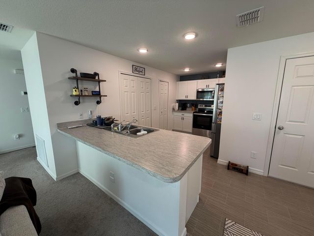 1001 Happiness Avenue SW, Palm Bay, FL 32908