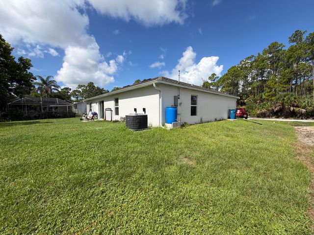 1001 Happiness Avenue SW, Palm Bay, FL 32908