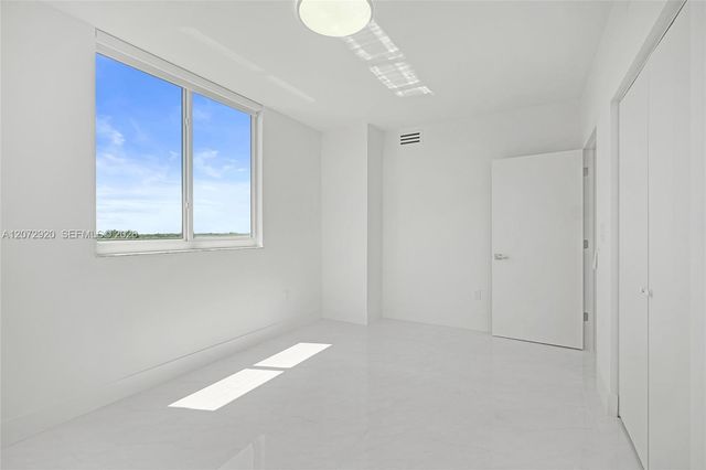 2775 NE 187th Street 514, Aventura, FL 33180