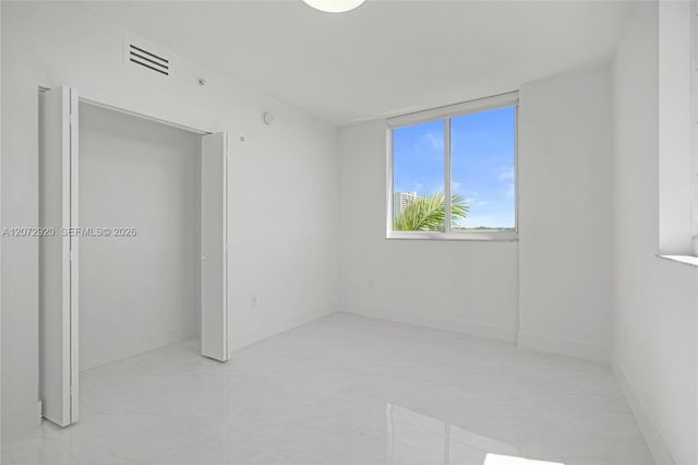 2775 NE 187th Street 514, Aventura, FL 33180