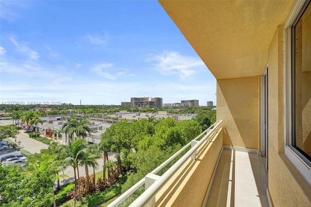 2775 NE 187th Street 514, Aventura, FL 33180