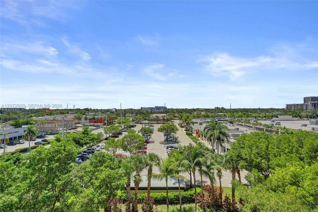 2775 NE 187th Street 514, Aventura, FL 33180