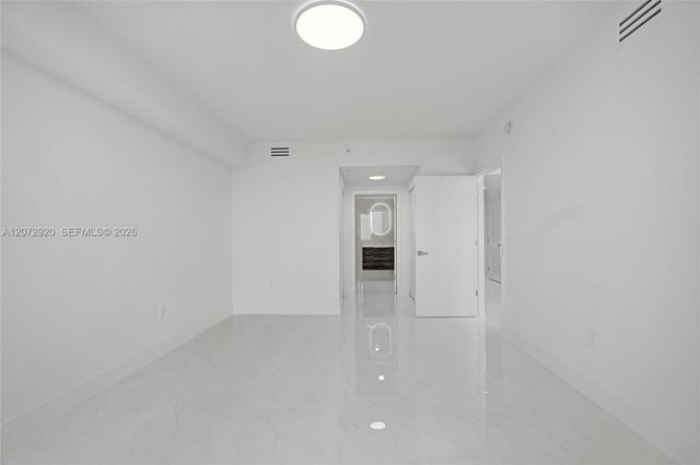 2775 NE 187th Street 514, Aventura, FL 33180