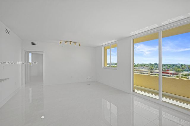 2775 NE 187th Street 514, Aventura, FL 33180