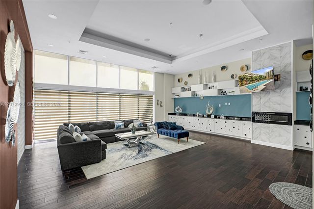 2775 NE 187th Street 514, Aventura, FL 33180