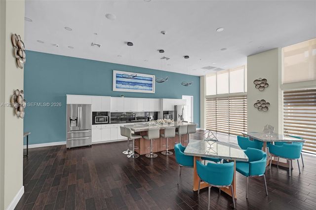 2775 NE 187th Street 514, Aventura, FL 33180