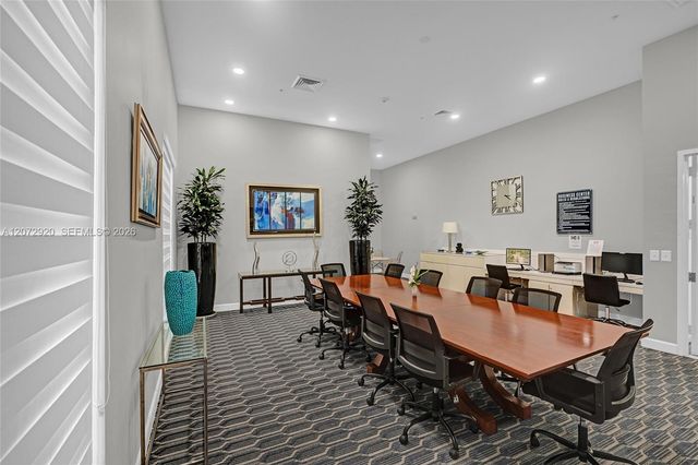 2775 NE 187th Street 514, Aventura, FL 33180