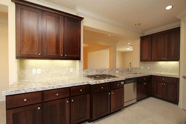 14478 Summerleaf Lane, Houston, TX 77077