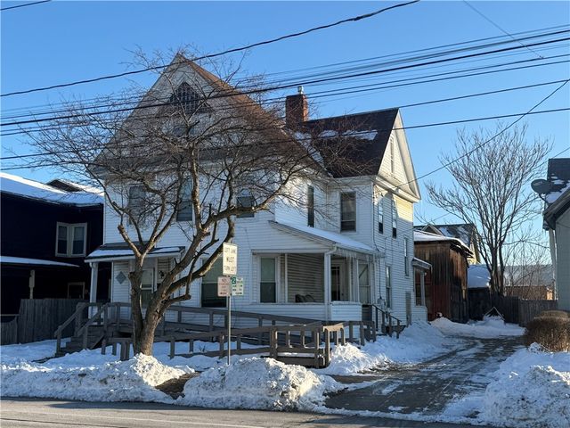 360 College Avenue, Elmira City, NY 14901