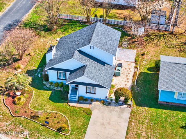 1561 Shipwatch Lane SW, Ocean Isle Beach, NC 28469
