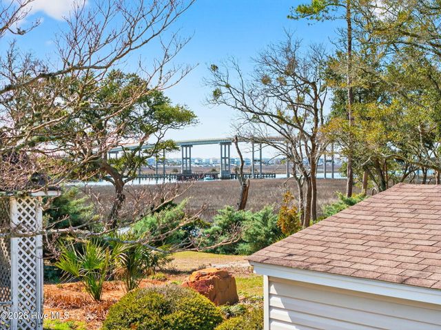 1561 Shipwatch Lane SW, Ocean Isle Beach, NC 28469