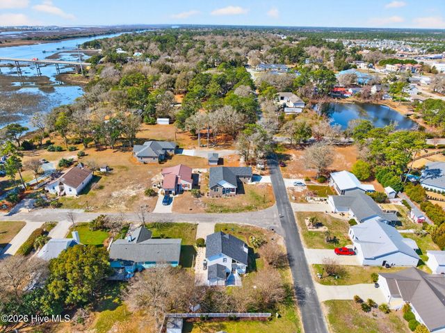 1561 Shipwatch Lane SW, Ocean Isle Beach, NC 28469