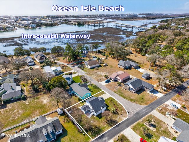 1561 Shipwatch Lane SW, Ocean Isle Beach, NC 28469