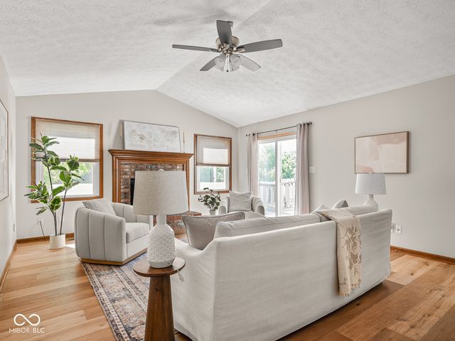 1659 Park Ridge, Indianapolis, IN 46229