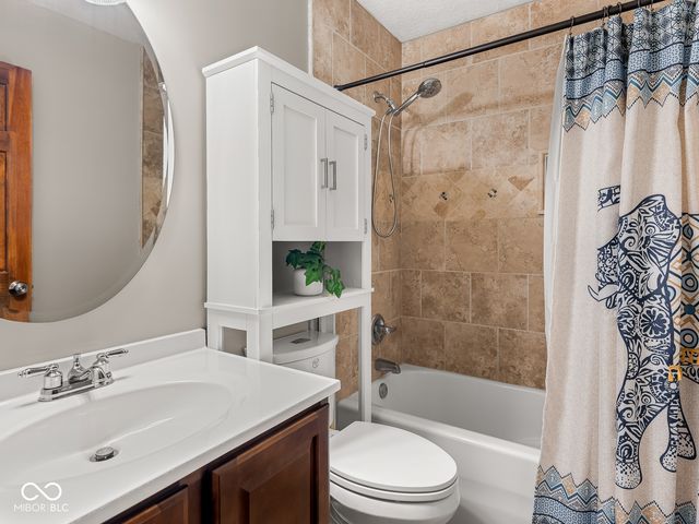 1659 Park Ridge, Indianapolis, IN 46229