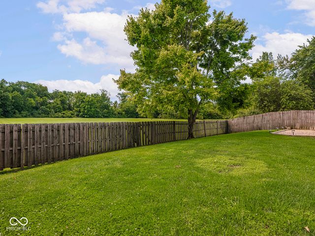 1659 Park Ridge, Indianapolis, IN 46229