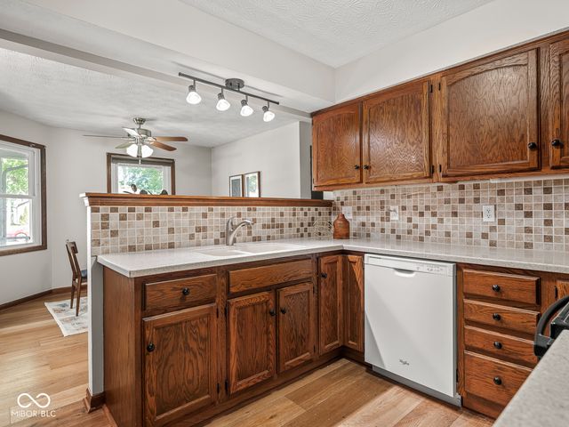 1659 Park Ridge, Indianapolis, IN 46229