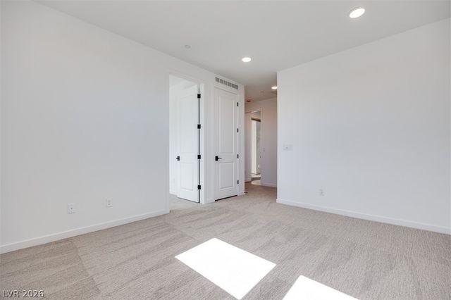 10324 Peako Hills Avenue, Las Vegas, NV 89166