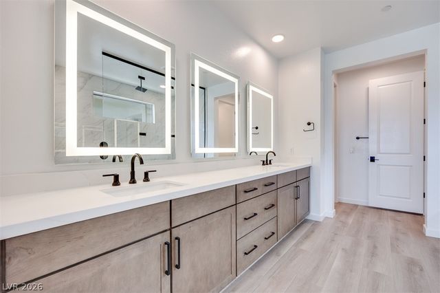 10324 Peako Hills Avenue, Las Vegas, NV 89166