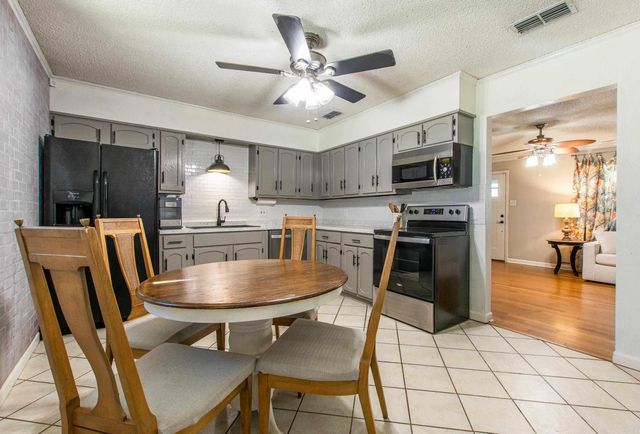 987 Joyce Drive, Benton, AR 72019