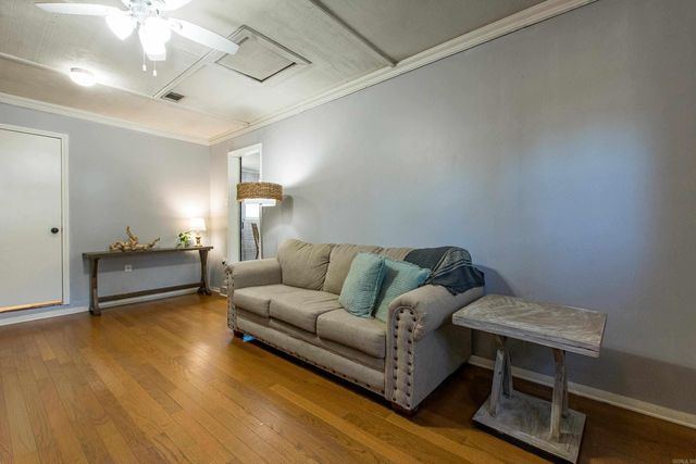 987 Joyce Drive, Benton, AR 72019