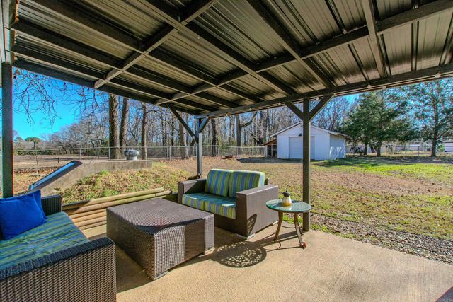 987 Joyce Drive, Benton, AR 72019