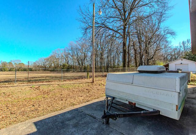 987 Joyce Drive, Benton, AR 72019