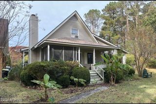 208 Dixon Circle, Washington, NC 27889